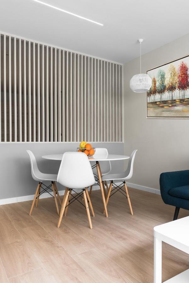 New Yorker, Nilie Hospitality Mgmt Apartment